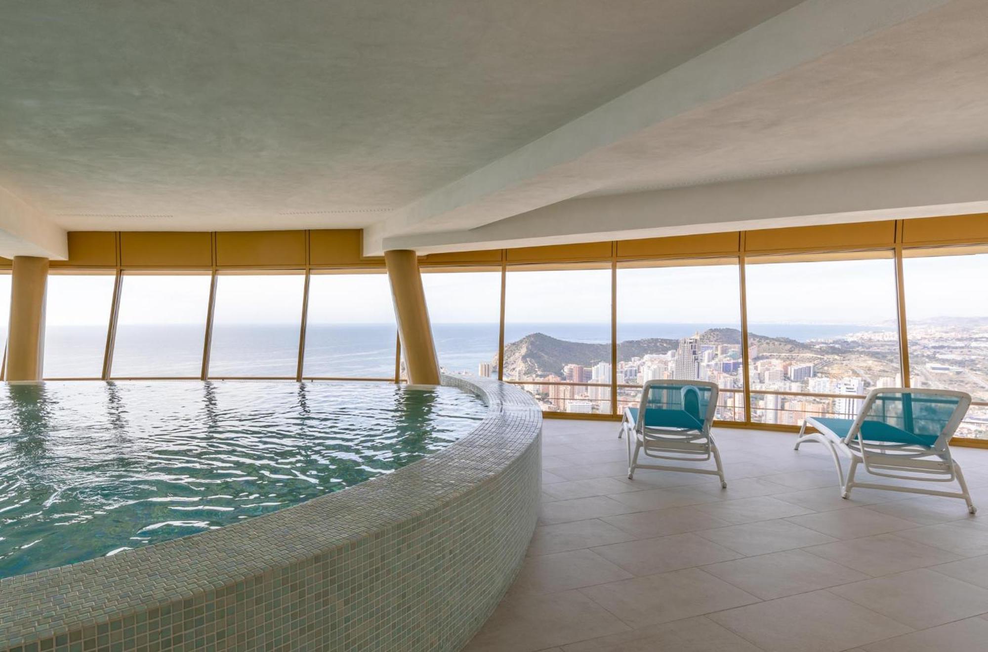Intempo Luxury Sky Resort And Spa By Kitti Benidorm Eksteriør bilde