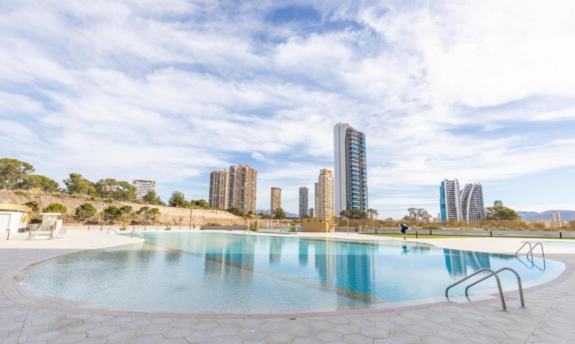 Intempo Luxury Sky Resort And Spa By Kitti Benidorm Eksteriør bilde
